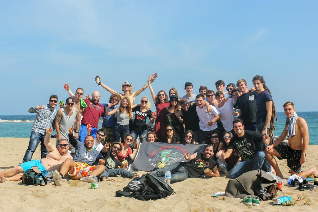 Sant Jordi Alberg Barcelona Buitenkant foto